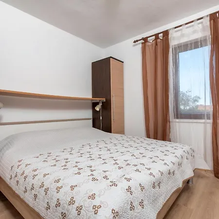 Mandic Apartment