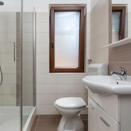Mandic Apartment *