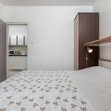 Apartament Mandić *