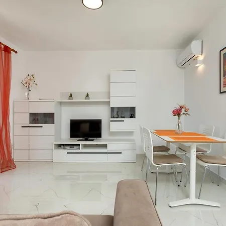 Mandic Апартаменты